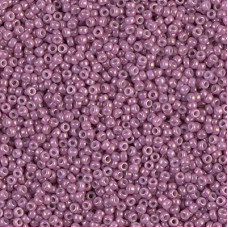 Бисер круглый Miyuki Opaque Dk. Orchid lust (№1867) Бисер круглый Miyuki Opaque Dk. Orchid lust (№1867)