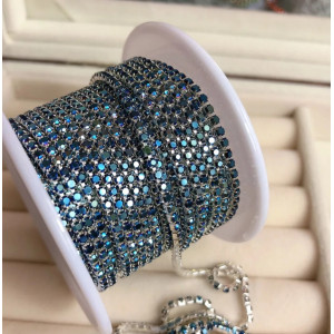 Стразовая лента Sapphire Metallic (серебристая база)