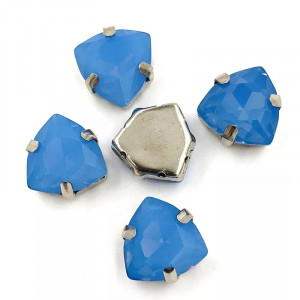 Триллиант в цапах Blue Opal 12 мм.