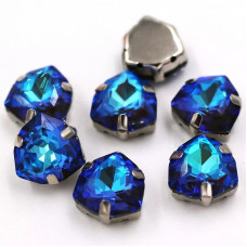 Триллиант в цапах Crystal Army Green Delite 12 мм. Триллиант в цапах Crystal Army Green Delite 12 мм.
