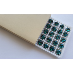 Шатон Indicolite в оправе (хрусталь)
