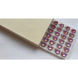 Овал в цапах Crystal Fuchsia Delite 8х10 мм.