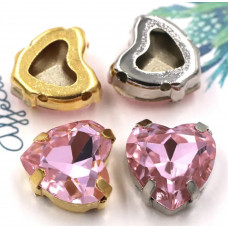Сердце в серебристых цапах Light Pink 10 мм. Сердце в серебристых цапах Light Pink 10 мм.